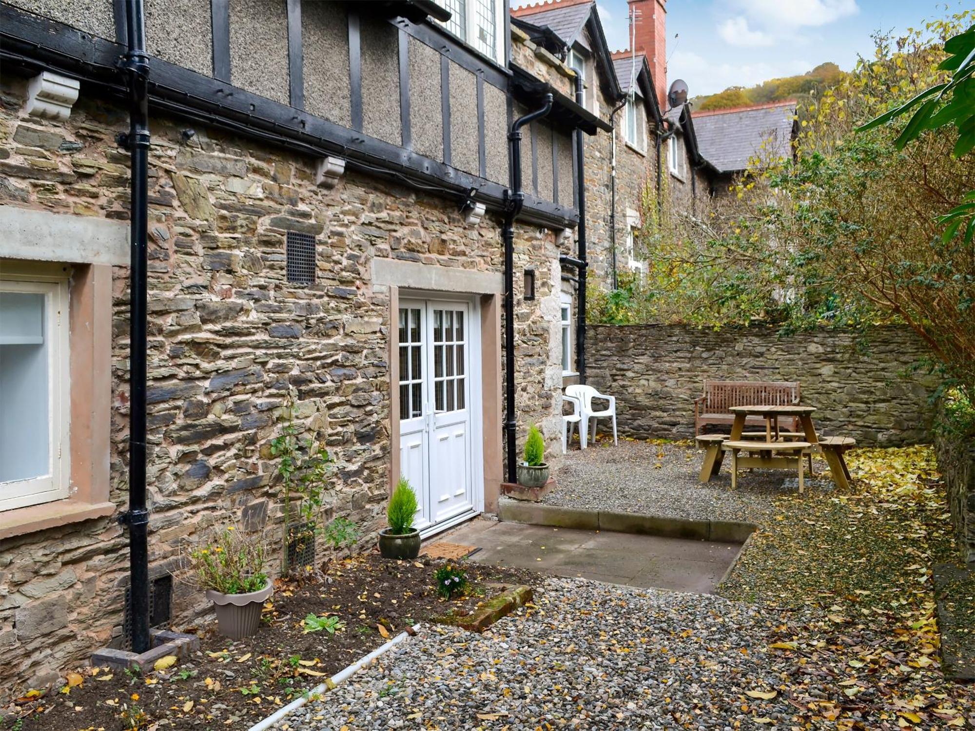 The East Wing At Grove Hall Bodfari Kültér fotó